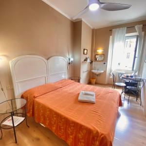 Double Room with Shared Bathroom