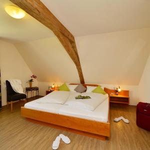 Two-Bedroom Suite (4 Adults)