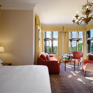 One-Bedroom Priory King Suite