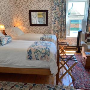 Large Twin Room