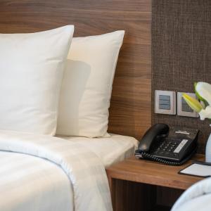 Premier Twin City View - Included Afternoon Tea