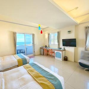 Quadruple Room with Terrace