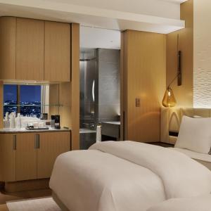 Club Double Room with Two Double Beds - Club Lounge Access