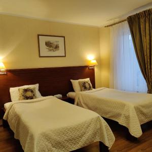 Basic Triple Room