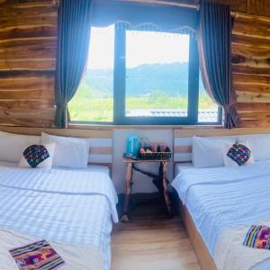 Deluxe Double Room (2 Adults + 1 Child)
