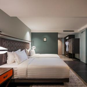 Executive Deluxe Twin Room
