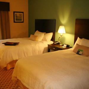 Room with Two Queen Beds - Non-Smoking