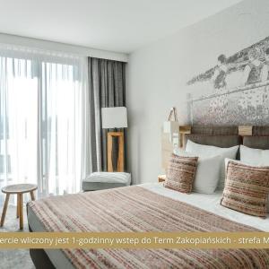 Superior Double Room with 1 double bed and access to Termy Zakopiańskie (1 hour per person per day)