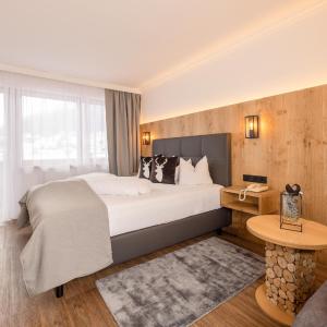 Double Room with Mountain View