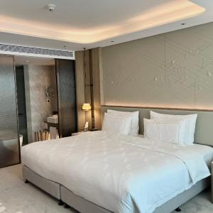 Superior Double Room-Inner Window, No View