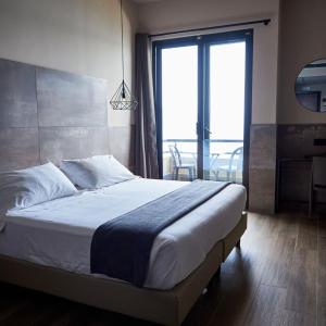 King Room with Lake View