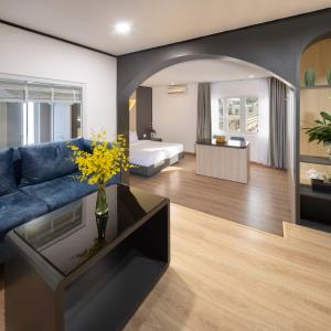 Suite with City View