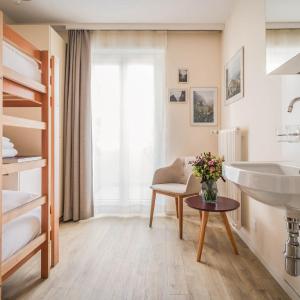Budget Room with Bunk Bed and Shared Bathroom