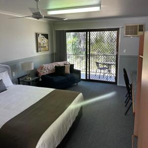 Queen Room with Balcony