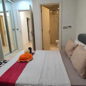 Two-Bedroom Deluxe Apartment with Garden View