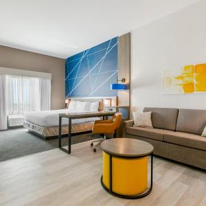 King Suite Non Smoking with Sofa Bed