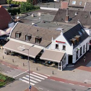 hotelImage