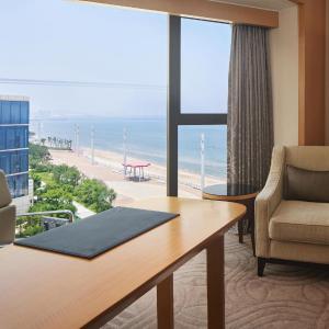 Club Level King Room