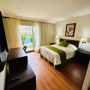 Queen Room
