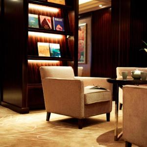 Club Grand Deluxe, Club lounge access, Guest room, 1 King