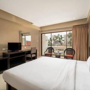 Superior Room with City View