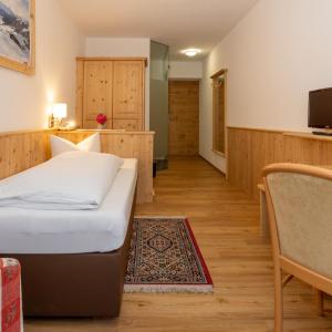 Single Room with Shower
