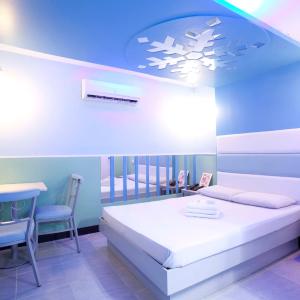 Premium Room (No Window)