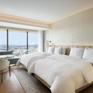 Deluxe Double Room with Two Double Beds and City View