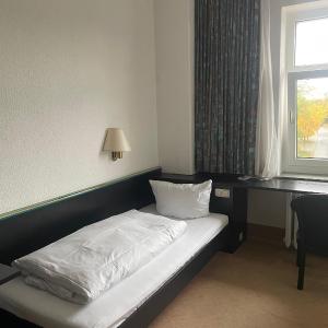 Budget Single Room