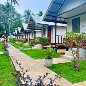 Bungalow with Sea View