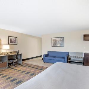 Efficiency King Suite - Non Smoking