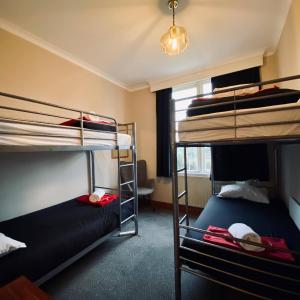 Quadruple Room with Mountain View