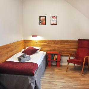 Single Room with Private Bathroom