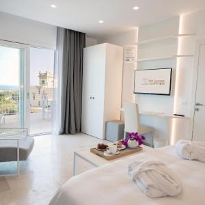 Junior King Suite