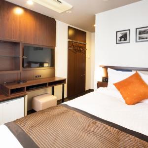 Standard Double Room with Small Double Bed - Non-Smoking