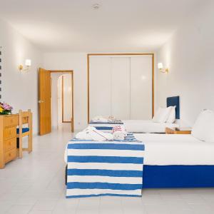 Standard Two-Bedroom Apartment (2 Adults + 2 Children)