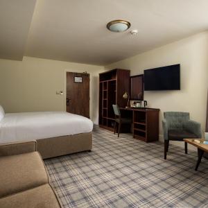 Spacious Room