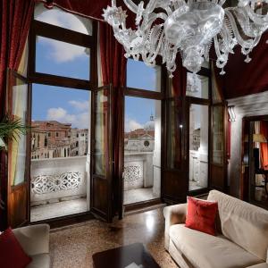 Suite with City View