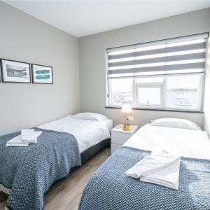 Twin Room with Shared Bathroom
