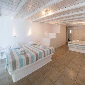Superior Quadruple Room with Sea View