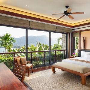 Three-Bedroom Suite with Terrace