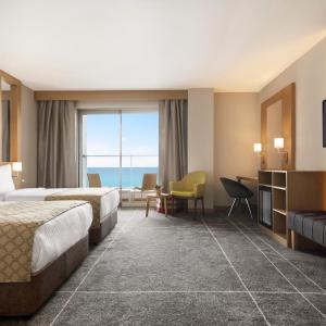 Twin Room - Mobility Access/Non-Smoking