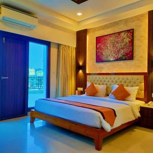 Deluxe Double Room with Balcony