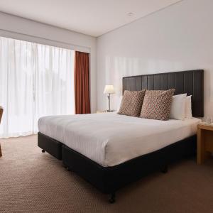 King Suite with Jet Bath
