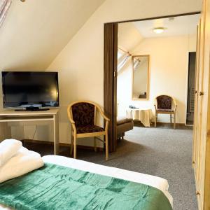 Large Double Room