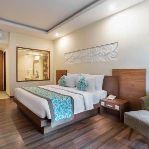 Deluxe Double or Twin Room with Garden View