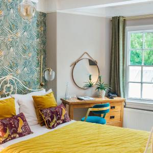 Small Double Room with En Suite