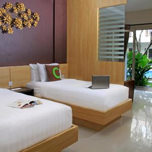Pool Suite