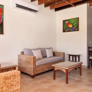 One Bedroom Plus Den Garden Villa