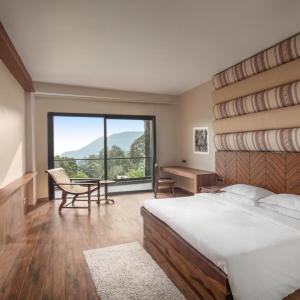 King Room with Balcony